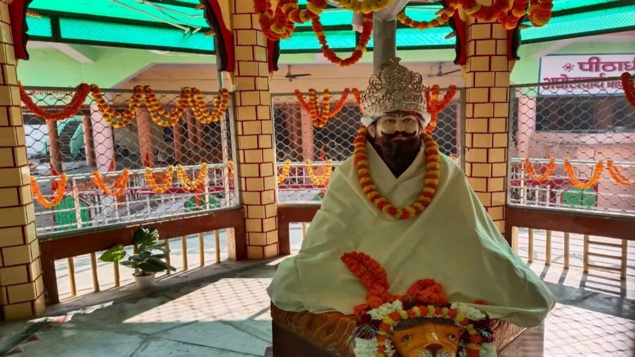 बाबा कीनाराम जयंती महोत्सव पर जुटे 100 से अधिक विदेशी अनुयायी
