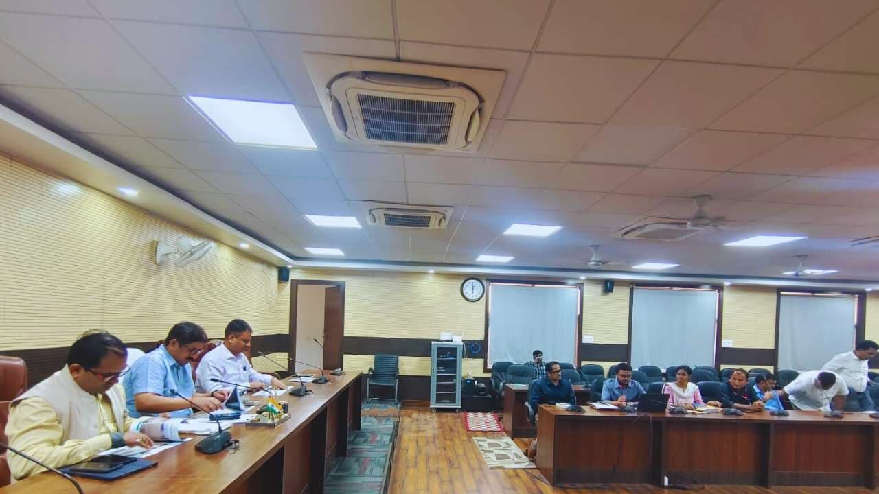 नगर विकास विभाग ने घाटों की सफाई को लेकर की समीक्षा, 150 पम्प लगाने के निर्देश