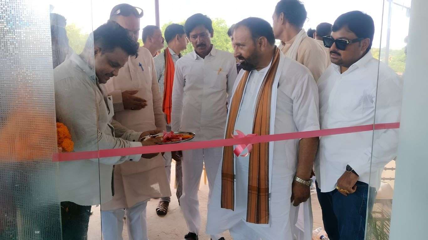 बाबतपुर में श्री अन्नपूर्णा रसोई का भव्य उद्घाटन, उद्घाटन समारोह में कई प्रमुख हस्तियां हुईं शामिल...