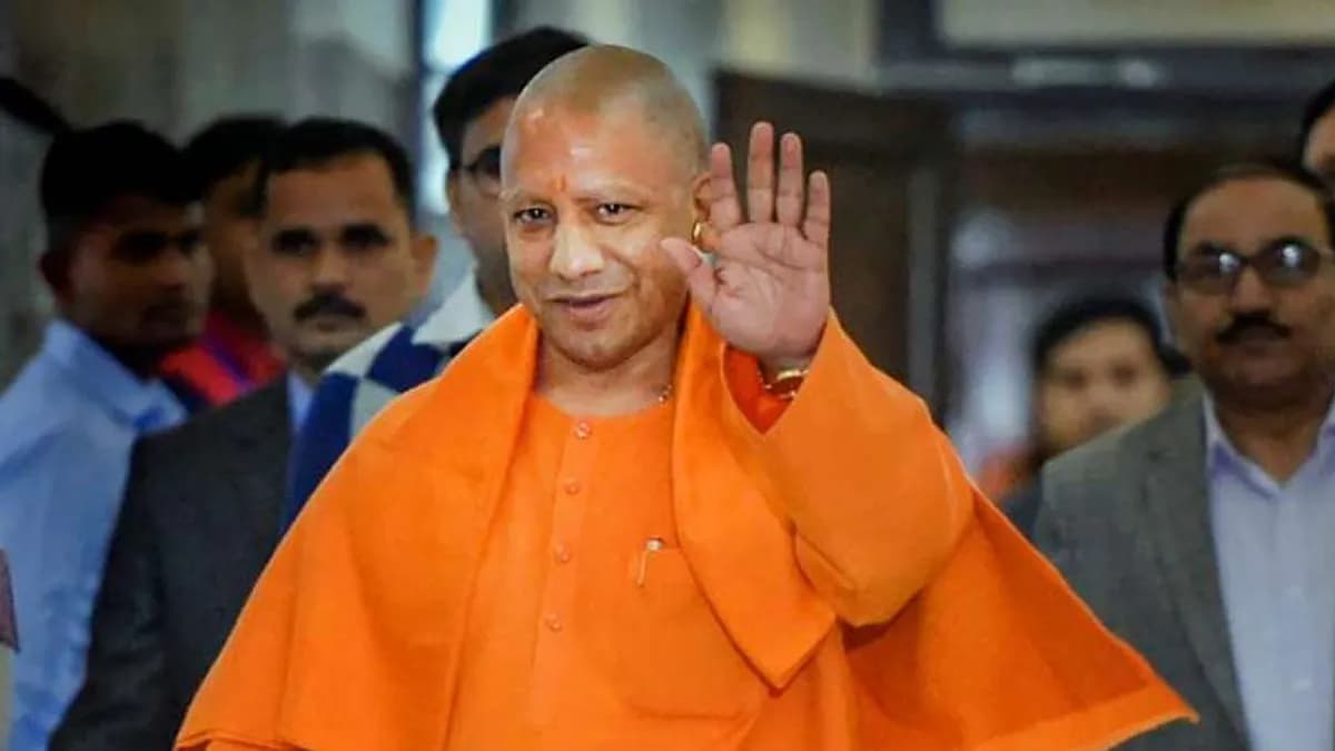 सीएम योगी का दो दिनी काशी दौरा: तैयारियों संग बाढ़ राहत कार्यों का लेंगे जायज़ा
