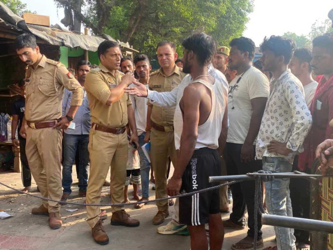 सगाई की खुशियों से पहले मातम: बेनियाबाग में चारपाई पर सोए बुजुर्ग व्‍यक्ति की गोली मारकर हत्या...