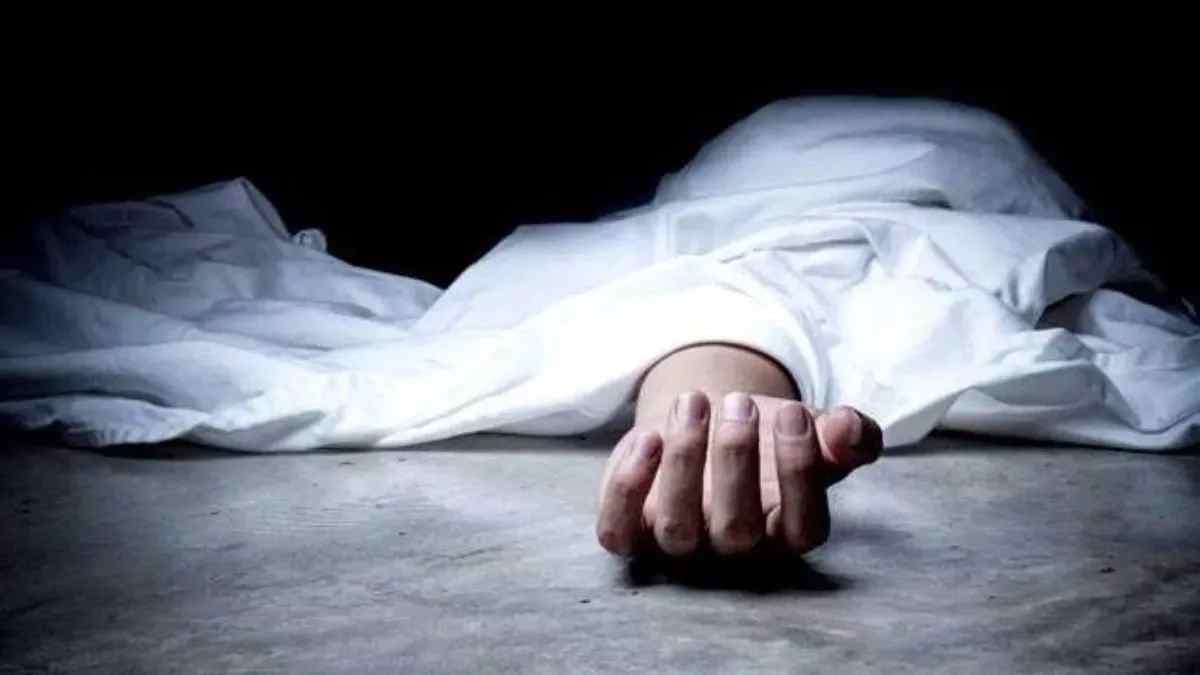 युवक की सोते समय हत्या, गांव में फैली दहशत और आक्रोश