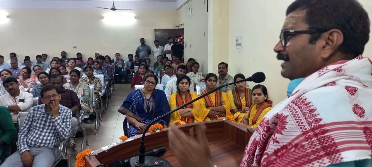 सबको मिले समान अवसर, यही वास्तविक सामाजिक न्याय - डॉ. नीलकण्ठ तिवारी
