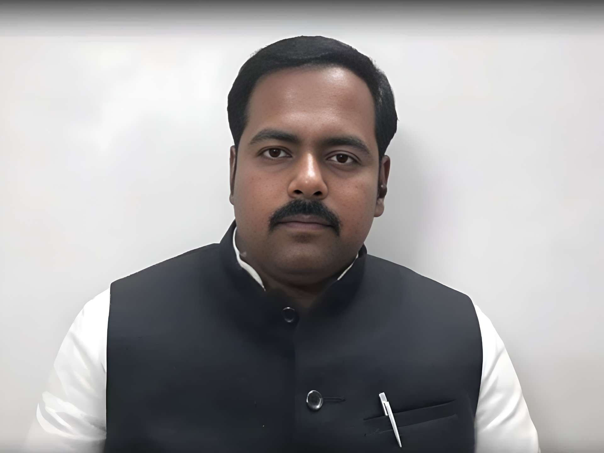 सीएम साहब ध्यान दें-"पुलिस कर रही है वकीलों का उत्पीड़न" 