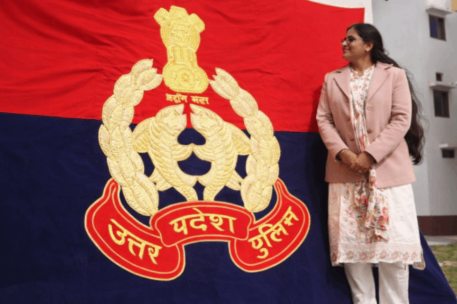 काशी की नेहा  ने बनाया यूपी पुलिस का सबसे बड़ा बैज, गिनीज बुक में दर्ज होगा नाम"