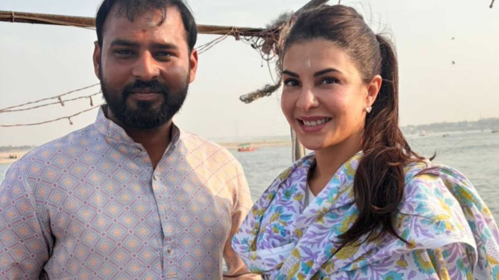 एक्‍ट्रेस जैकलीन ने सनातन धर्म में जताई श्रद्धा, मां की अस्थियां गंगा में की विसर्जित