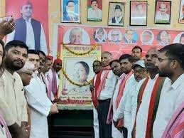 वाराणसी में फूलन देवी की जयंती पर सपा ने दिखाई चुनावी एकजुटता