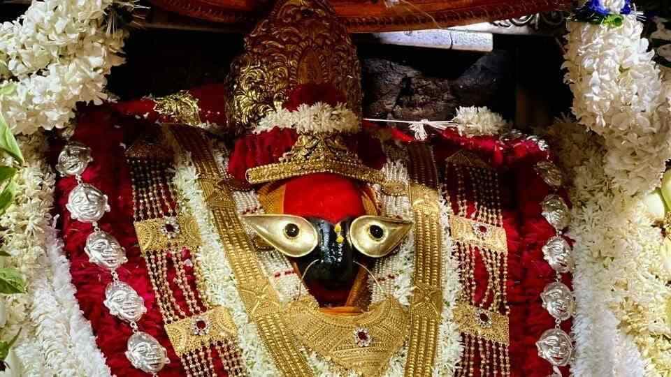 मां स्कंदमाता के दर्शन-पूजन को उमड़ी पड़ी है भारी भीड़ 