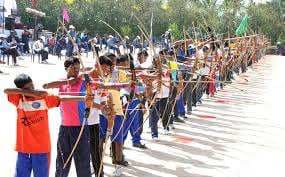 वाराणसी में तीरंदाजी का महाकुंभ : बड़ालालपुर में पहली बार राष्ट्रीय स्कूल स्पर्धा