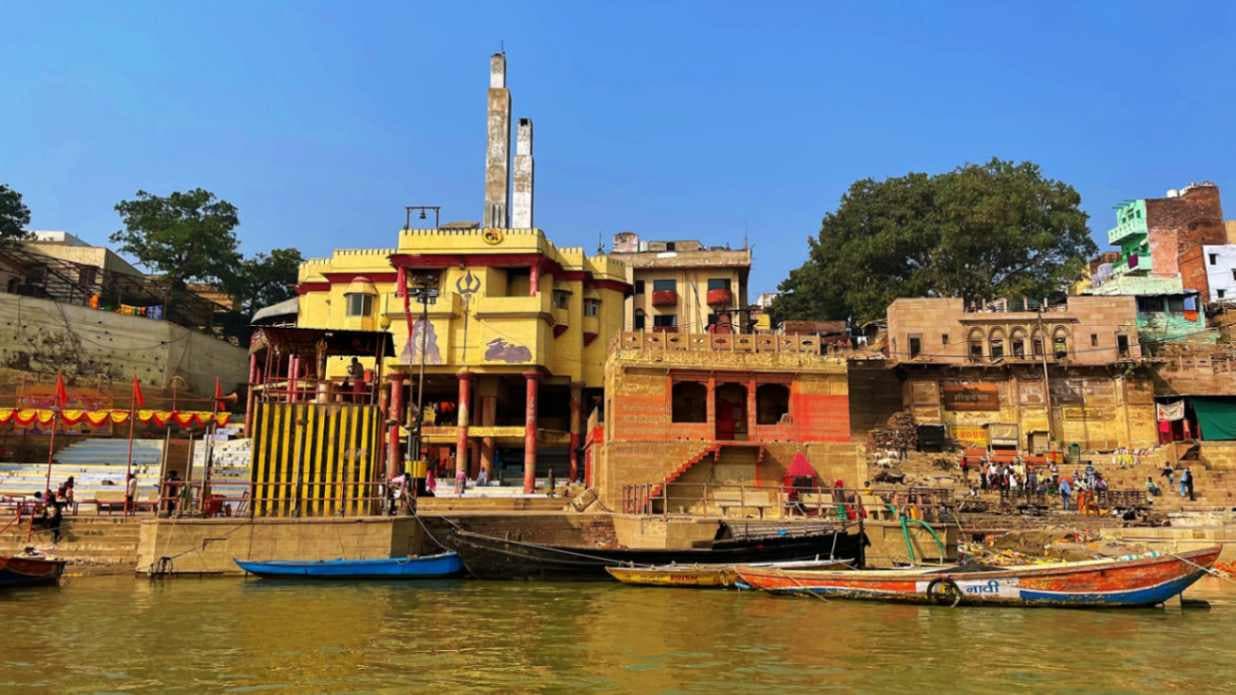 बनारस का हरिश्चंद्र घाट : परंपरा को मिलेगा आधुनिकता  का  साथ 