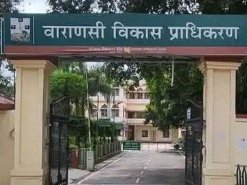 वाराणसी में अवैध निर्माण के खिलाफ VDA का एक्शन प्लान, अधिकारियों को कड़े निर्देश