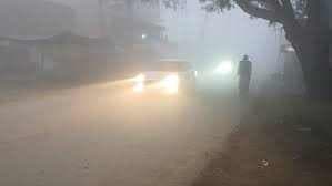 पूर्वांचल स‍मेत वाराणसी में गलन के साथ कोहरे की मार, एक सप्‍ताह करना होगा इंतजार  