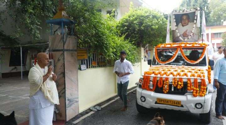 साधु और सैनिक दोनों के कर्तव्यों को है करनाः औघड़ गुरुपद संभव राम जी
