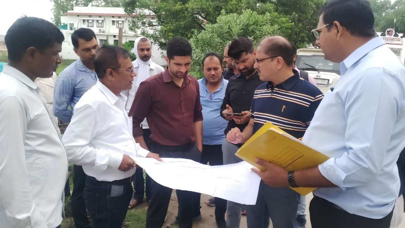 रिंग रोड से जुड़ेगी सारनाथ एलिवेटेड रोड, अफसरों की टीम ने लिया जायजा...