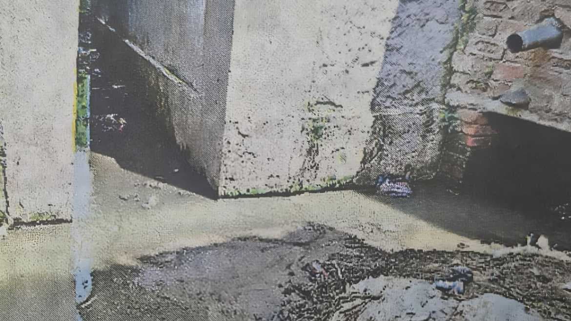 वाराणसी नगर निगम का 88 प्रतिशत नाला सफाई का दावा, जमीनी हकीकत कुछ और...