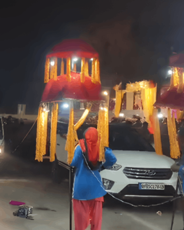 काशी में जाम की जलालत - आधी सड़क घेरकर निकाली बारात से यातायात बाधित, एफआईआर 