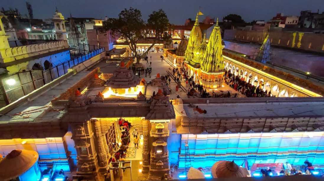 विश्वनाथ मंदिर से हुआ हाउस लिस्टिंग का आगाज, प्रगणक करेंगे घरों का डिजिटल सर्वे
