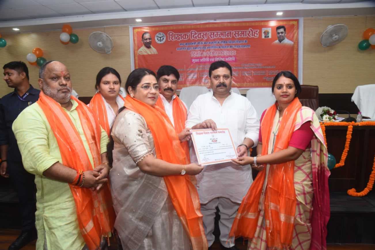 शिक्षक कभी नहीं होते रिटायर : रविंद्र जायसवाल 