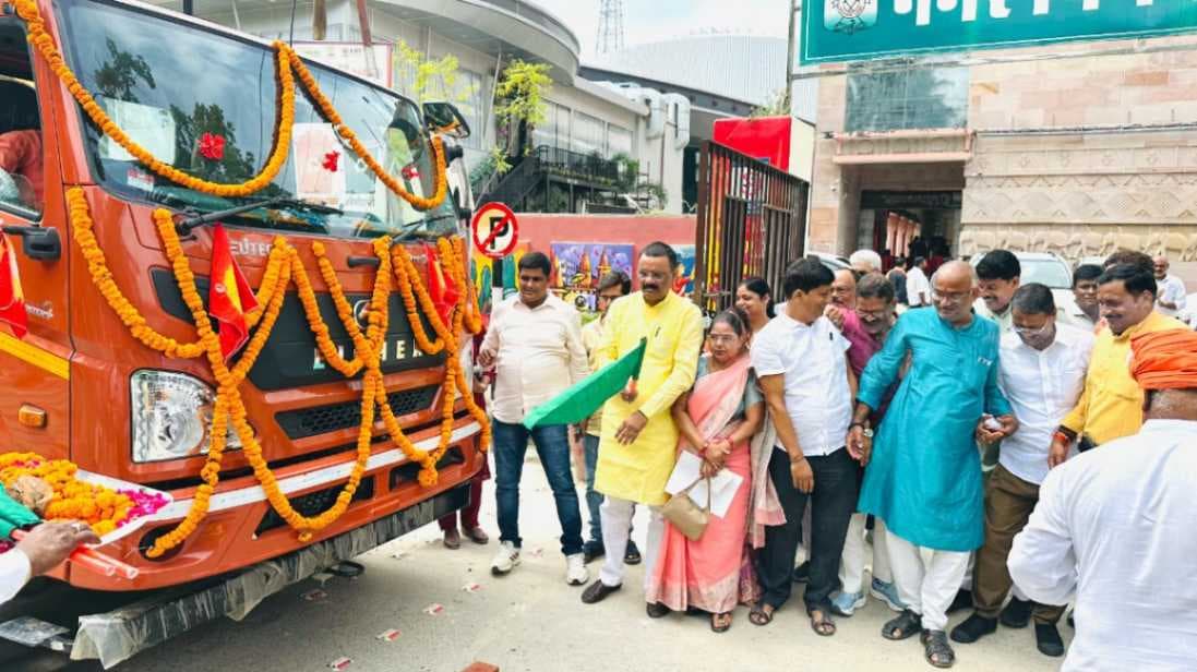 शहर की सीवर सफाई होगी दुरुस्त, मिले आधुनिक मशीन युक्त छह वाहन 