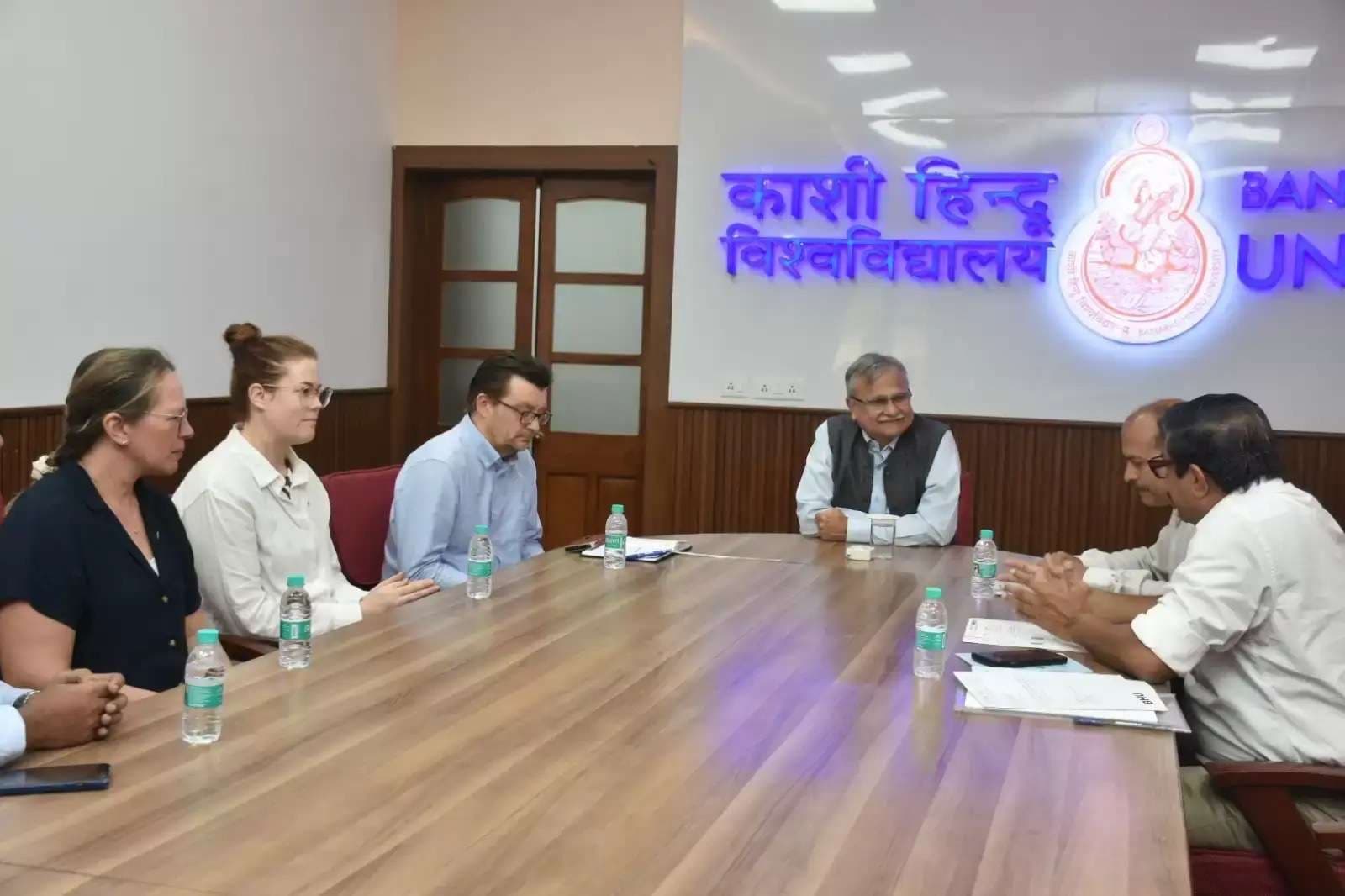 बीएचयू और स्वीडन के 
विश्वविद्यालय के बीच एमओयू का नवीनीकरण, नहीं देनी होगी कोर्स फीस