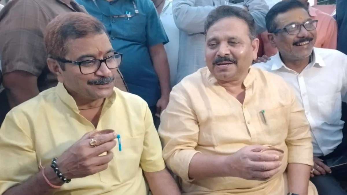 चाय पर मिले मंत्री रवींद्र और विधायक नीलकंठ, वायरल वीडियो पर दिया जवाब