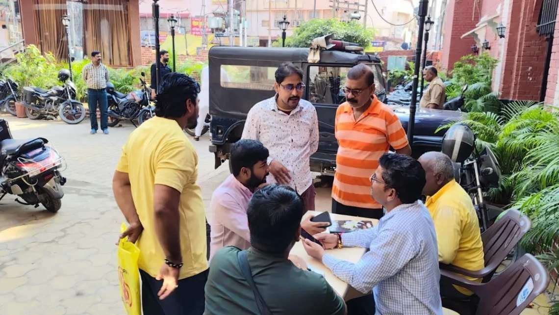 दालमंडी सडक चौड़ीकरण के लिए दस्तावेज की जांच शुरू, पीडब्लूडी के पास पहुंचने लगे लोग