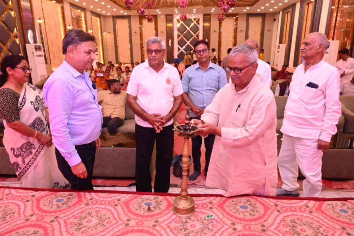 राजसूत्र पीठ का कर्तव्यबोध श्रृंखला शुरू, राजस्थान से काशी पहुंचा 45 सदस्यीय टीम