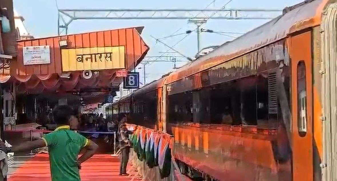 बनारस से इन चार वंदे भारत एक्सप्रेस ट्रेन को पीएम दिखाएंगे हरी झंडी
