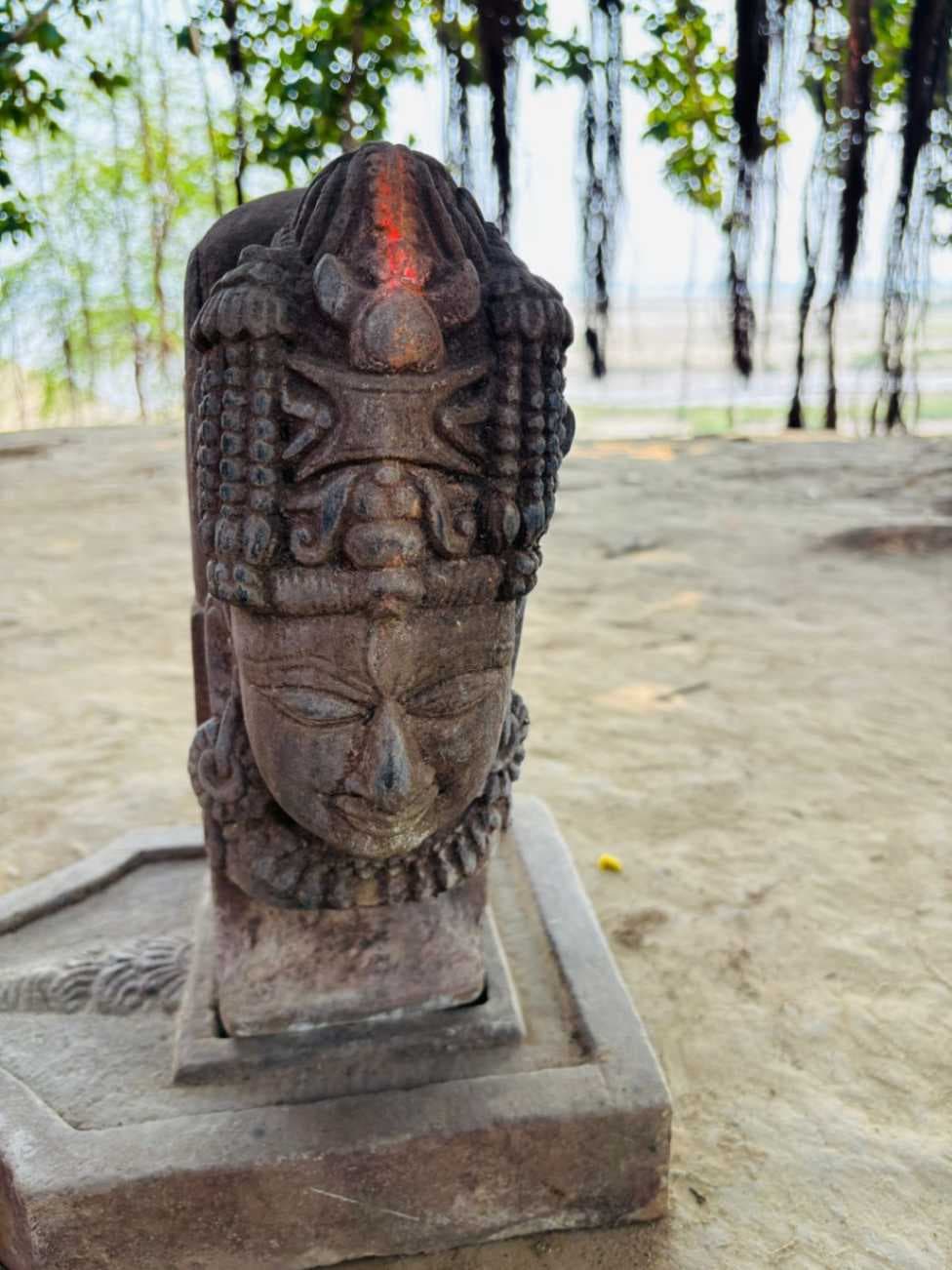 गुजरात के लोथल म्यूजियम में रखी जाएगी चौबेपुर में मिली 1200 वर्ष पुराना एकमुखी शिवलिंग  
