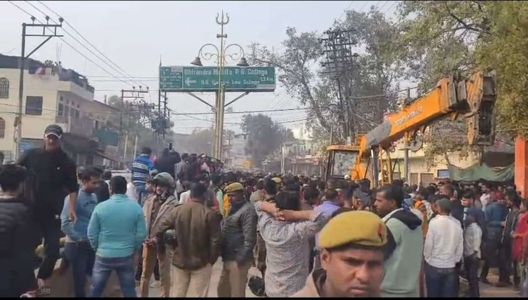 सुंदरपुर में हाइड्रा ने ली बालक की जान, लाेगों ने किया चक्‍काजाम