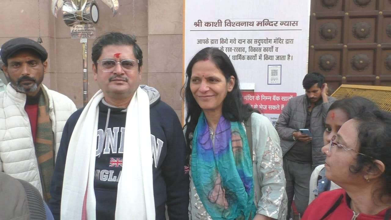 श्रीकाशी विश्‍वनाथ मंदिर में भारी भीड़़ 'भाभी जी घर पर हैं' के मनमोहन तिवारी नहीं कर सके दर्शन