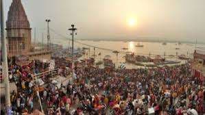 नए साल पर काशी बमबम , घाट से लेकर  बाबा दरबार तक आस्‍थावानों और पर्यटकों का समुद्र