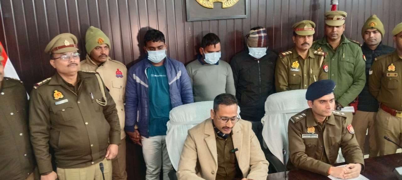 भागने के दौरान किशोर की हत्या कर  छीनी थी मोटरसाइकिल, तीन आरोपी गिरफ्तार