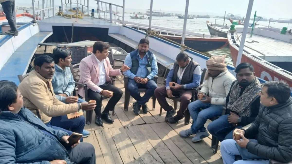 वाराणसी नगर निगम से नावों का पंजीयन बंद, परिवहन विभाग को मिली जिम्‍मेदारी