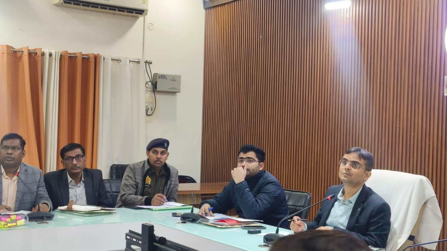 वाराणसी में उद्यमियों को नहीं होगी जमीन की समस्‍या, बनेगी  फ्लैटेड फैक्टरी