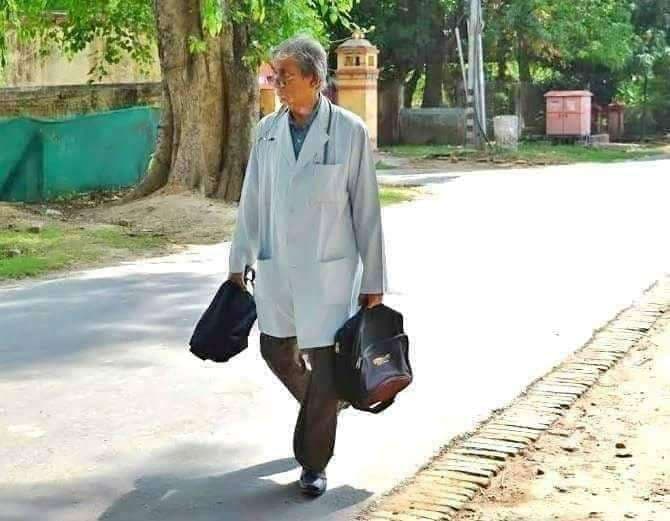 मरीजों के मसीहा पद्मश्री डाॅ. टीके लहरी 15 दिन से बिस्‍तर पर, बीएचयू को नहीं लगी भनक  