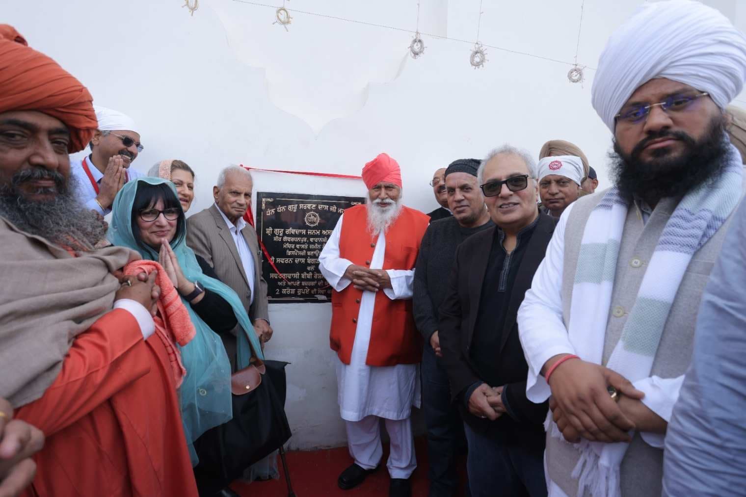 संत निरंजन दास ने परखी मंदिर, लंगर, पार्क और शिविरों की व्‍यवस्‍था, सेवादारों का हौसला बढ़ाया