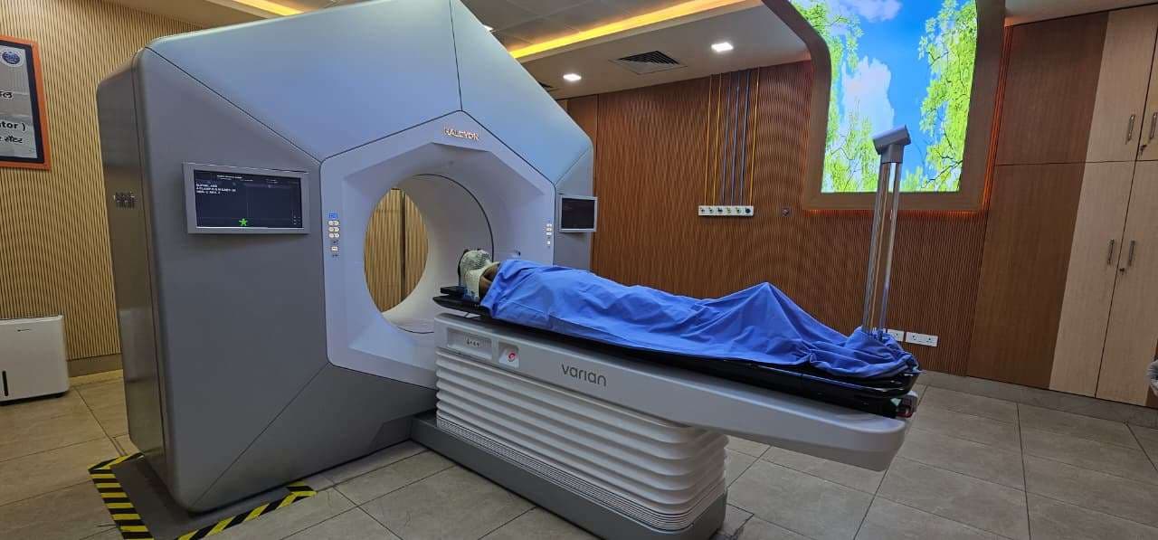 विश्‍व कैंसर दिवस - एमपीएमएमसीसी व एचबीसीएच में 30% अधिक मरीजों को रेडिएशन उपचार