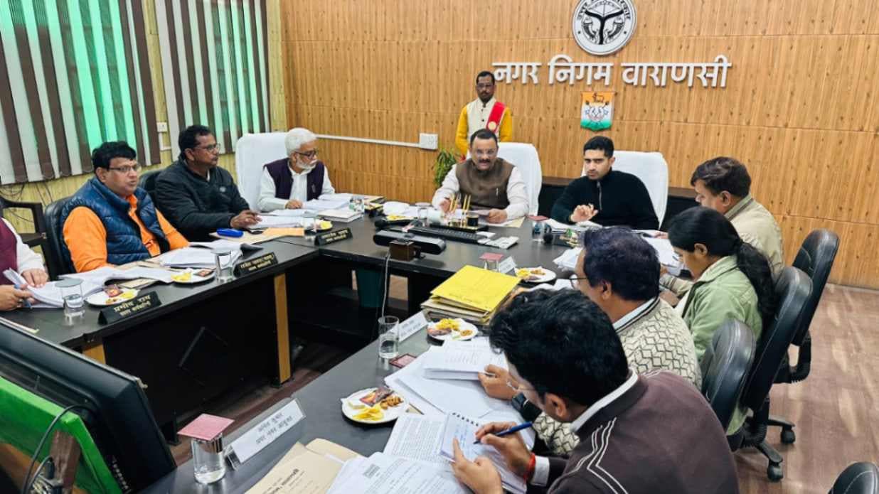 नगर निगम का बड़ा फैसला: साइकिल-रिक्शा-ठेला लाइसेंस शुल्क खत्म, अस्सी-दशाश्वमेध घाट पर मिलेगा फ्री Wi-Fi