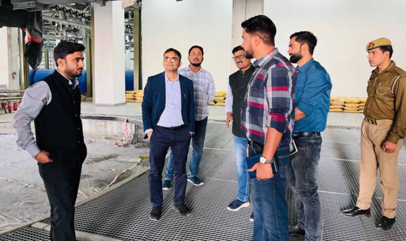 जिलाधिकारी ने निर्माणाधीन रोपवे परियोजना की तैयारियों की जांच कर व्यवस्थाओं को परखा