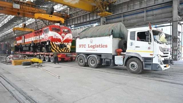 बरेका की बढ़ी अंतरराष्‍ट्रीय साख, स्‍वदेशी दसवां लोकोमोटिव मोज़ाम्बिक रवाना 