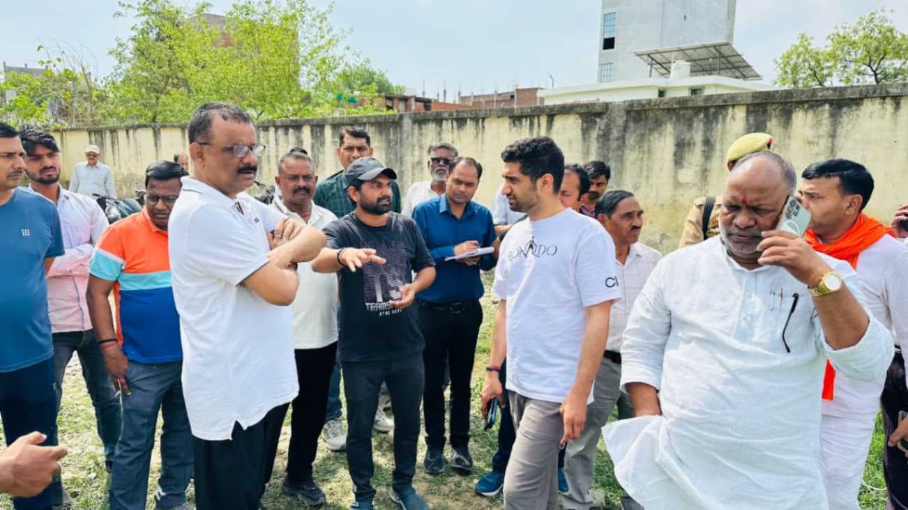 मानसून से पहले ड्रेनेज सिस्टम सुधारने सड़क पर उतरे नगर आयुक्त, जानी जमीनी हकीकत