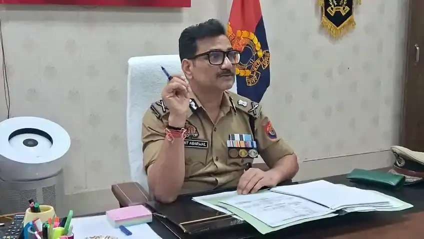 वाराणसी पुलिस की त्‍वरित कार्रवाई, शिकायतकर्ताओं के खातों में 6.40 लाख कराए वापस 