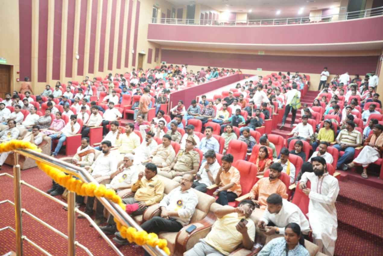 काशी कला कुंभ - 2026 का भव्य आगाज, कला-संस्कृति का दिखा अद्भुत संगम