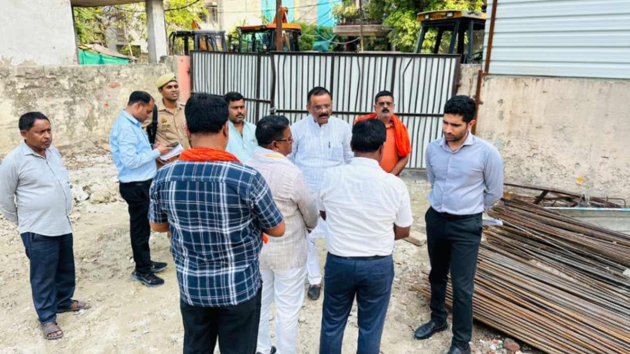 सिगरा पर लापरवाही देख भड़के मेयर व नगर आयुक्त, ठोका जुर्माना 