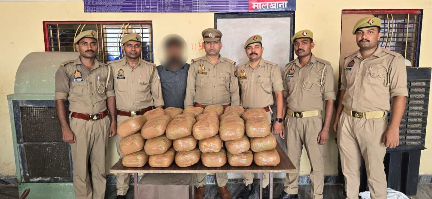 लोहता पुलिस और SOG की बड़ी कामयाबी, लाखों रूपये का 54 किलो गांजा बरामद  