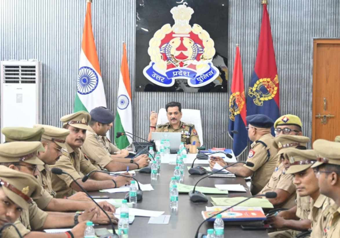 वाराणसी में चार साइबर प्रभारी लाइन हाजिर, दो विवेचक निलंबित, सामने आई यह वजह...