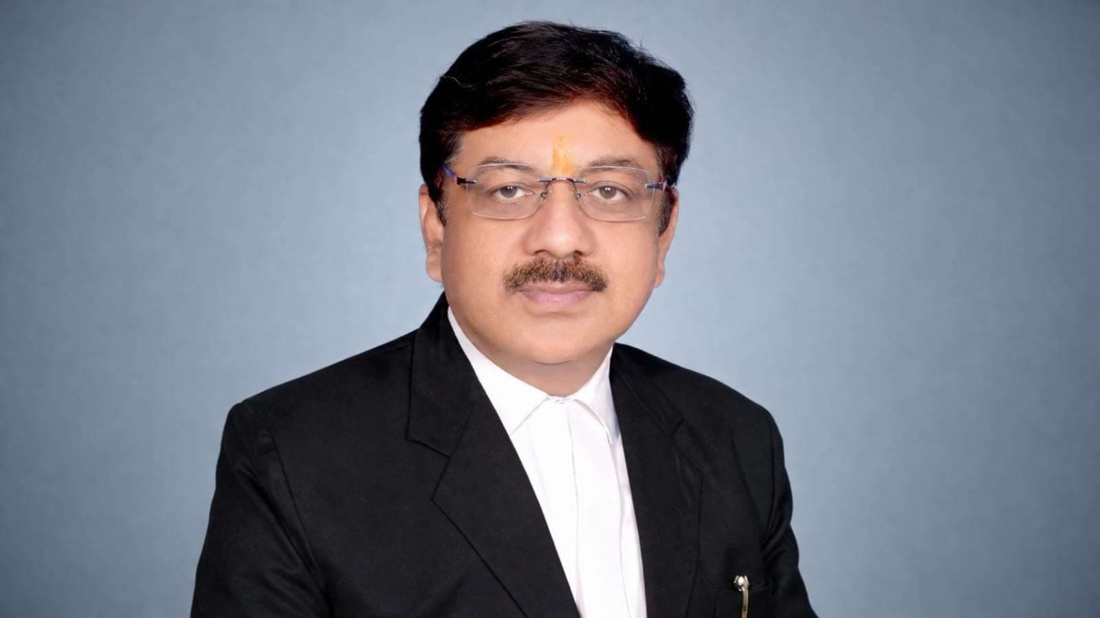 दिग्विजय सिंह को काशी के अधिवक्ता शशांक शेखर का विधिक नोटिस, बोले—राम मंदिर का ₹1.11 लाख दान वापस चाहिए तो मैं दूंगा...