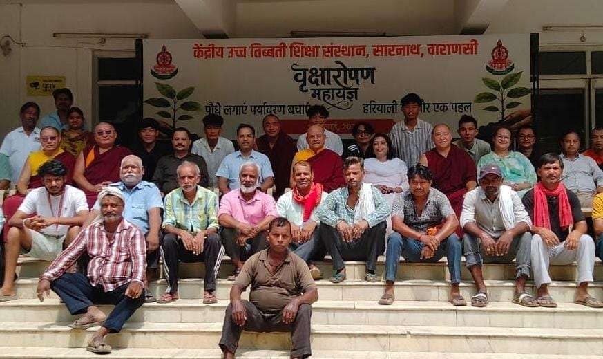 सीआईएचटीएस सारनाथ में ‘एक पौधा माँ के नाम’ अभियान के तहत वृहद वृक्षारोपण, सैकड़ों पौधे लगाए गए...