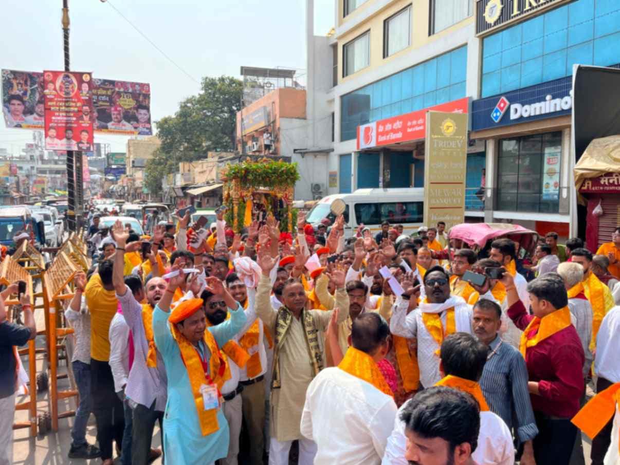काशी के कोतवाल ने किया नगर भ्रमण, शोभायात्रा में उमड़ा जनसैलाब